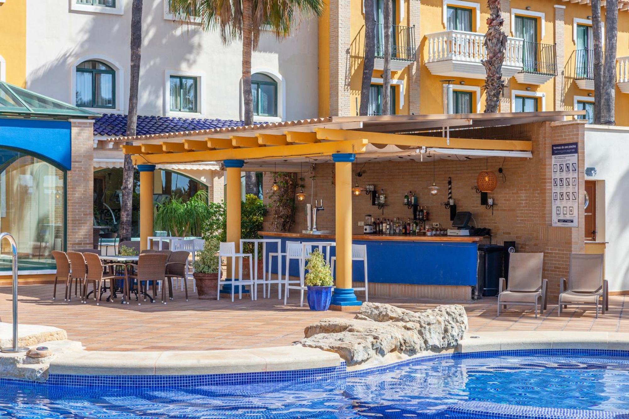 Hotel La Laguna Spa & Golf Torrevieja Bagian luar foto