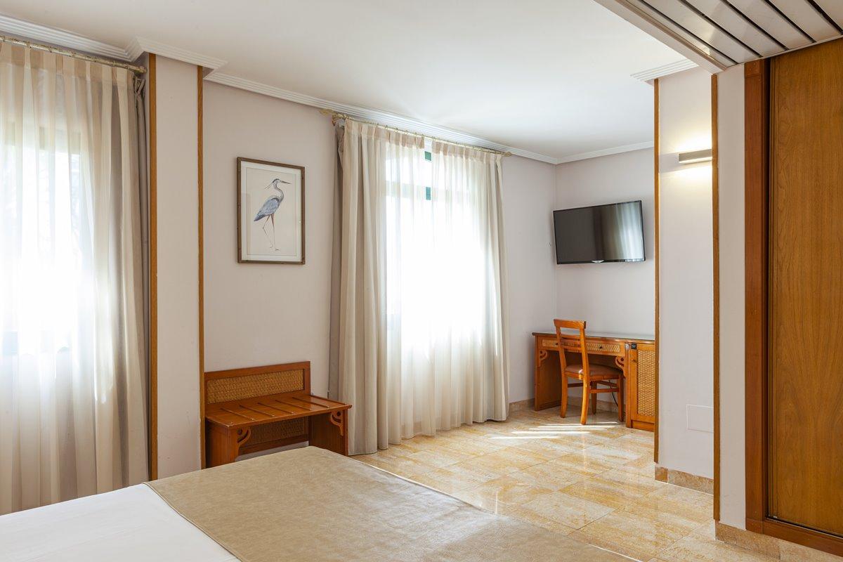 Hotel La Laguna Spa & Golf Torrevieja Bagian luar foto